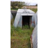 Insulated galvanised kennel farrowing hut