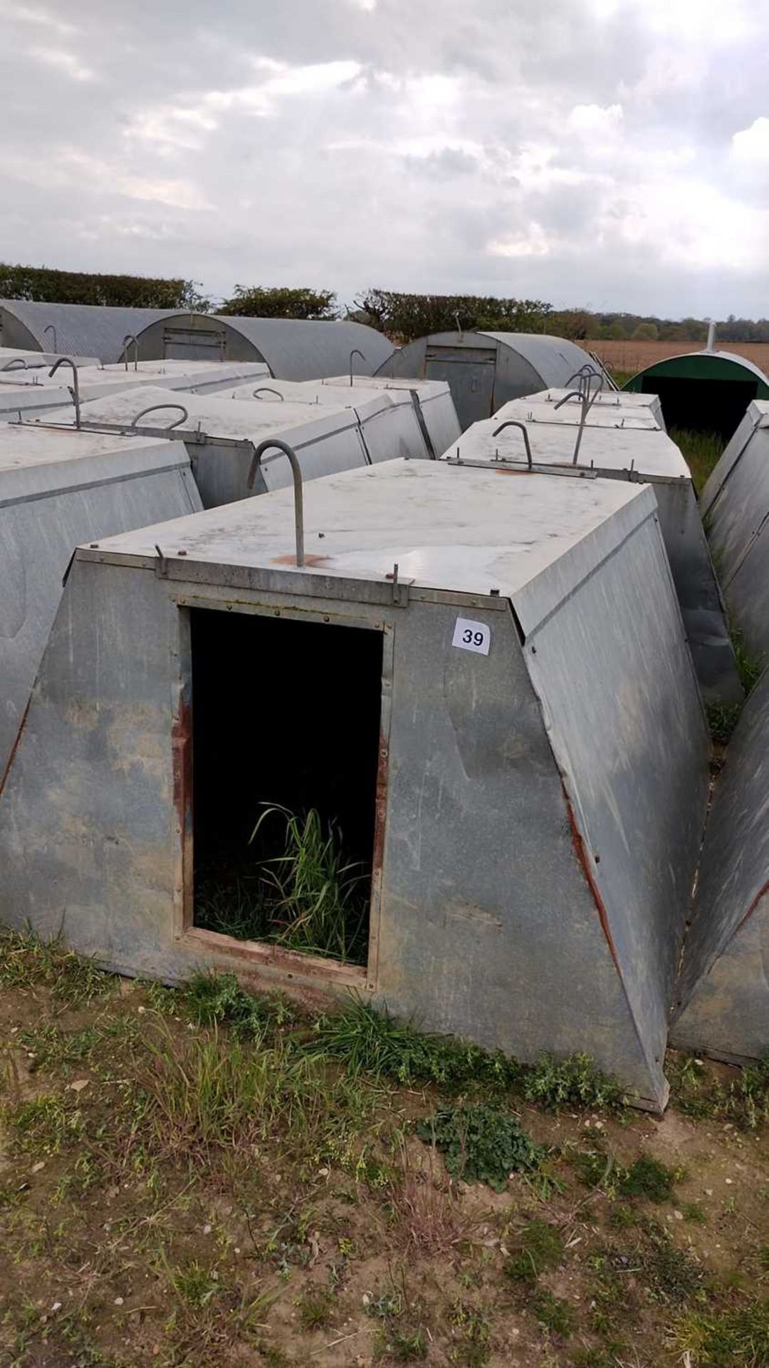 4 x John Booth insulated galvanised kennel farrowing huts