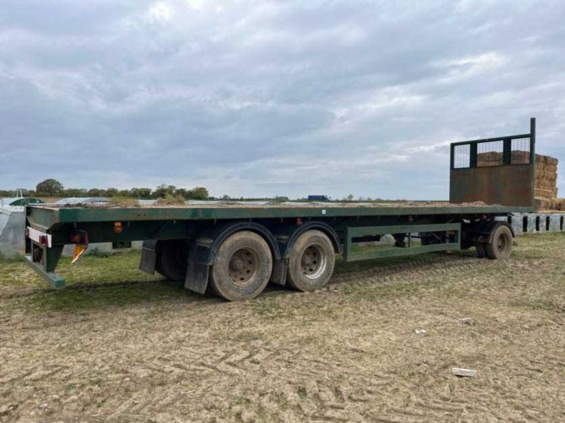 40' articulated flat bed trailer - Image 8 of 9