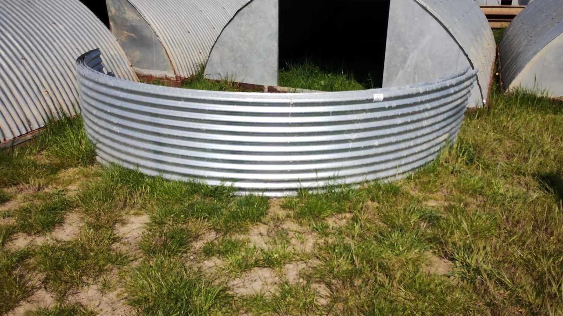 Galvanised Sheeting for Dry Sow Hut