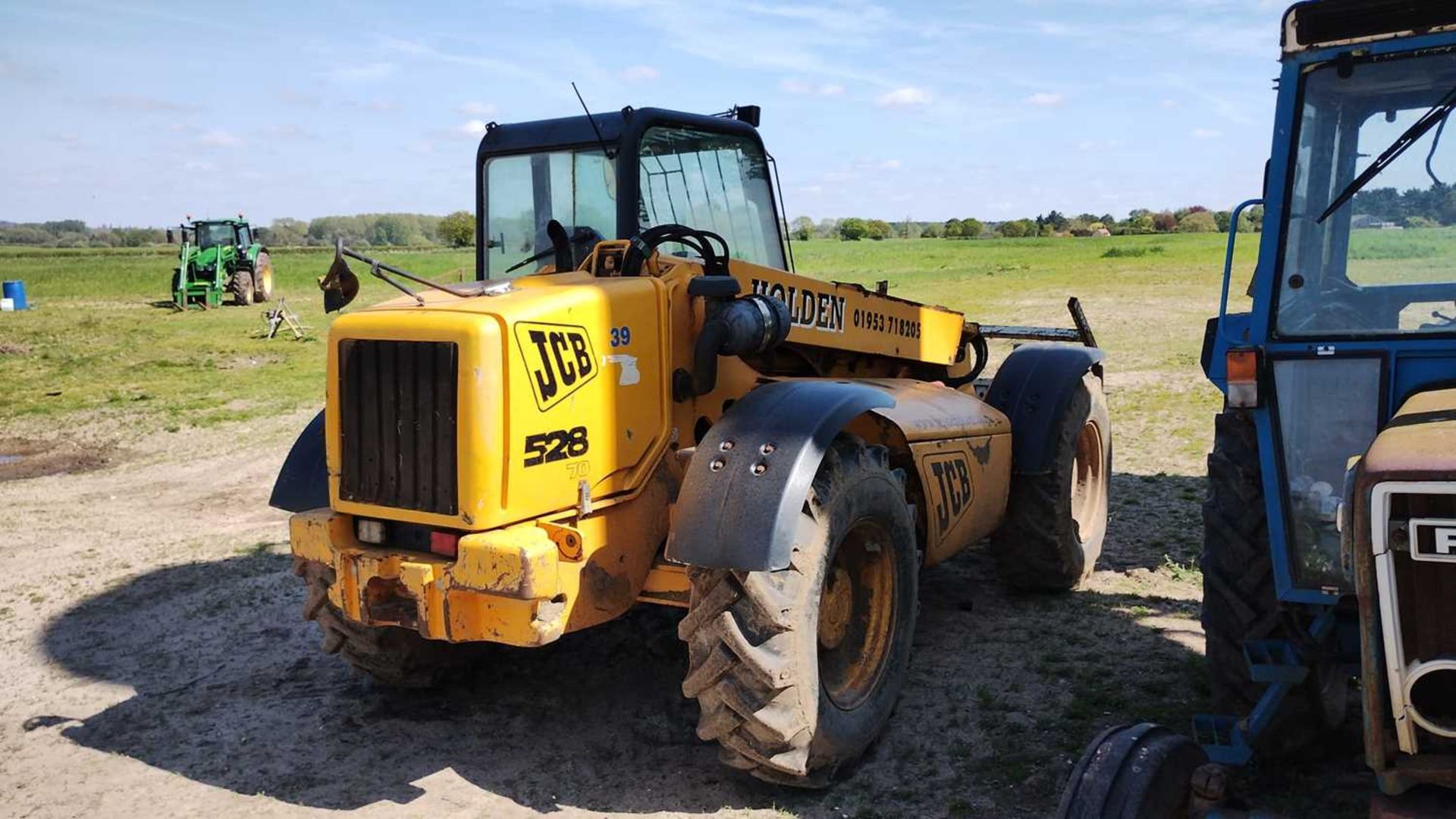 JCB 528-70 telehandler (2000) (913.2 hours) (Item excluding bale spike as in photo) (Reg: Q805 - Image 8 of 15