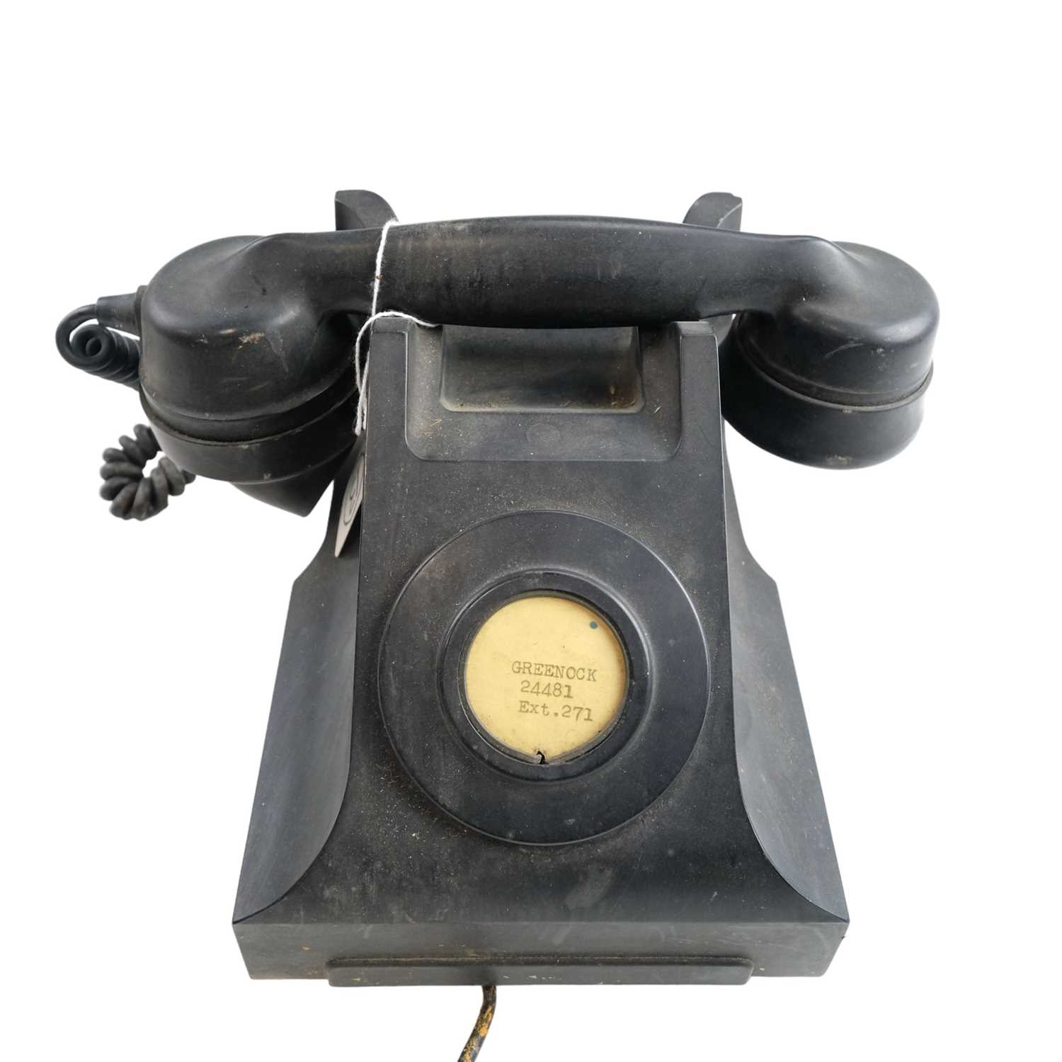 Five 1940s Bakelite 300 series model '332 CB' telephones - Image 6 of 9
