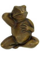 A cast brass figure of a lounging frog, 14 x 8 cm