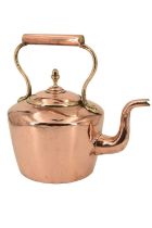 An early 20th Century copper kettle, 26 cm high