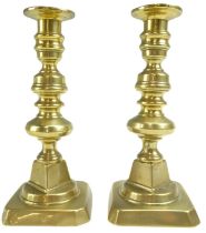 A pair of Victorian brass candlesticks, 22.5 cm
