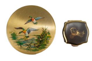 A Stratton powder compact together with a similar portable ashtray, circa 1960s, compact 7.5 cm x