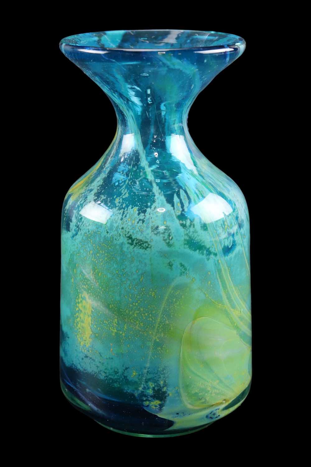 A Mdina studio glass vase, 16 cm - Image 2 of 3