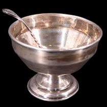 A 1940s silver sugar bowl and spoon, Arnold E Williams, Birmingham, 1944, 9.5 cm diameter, 91 g