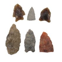 Six antique Native American Indian flint / stone arrowheads, [Collected on the north east US /