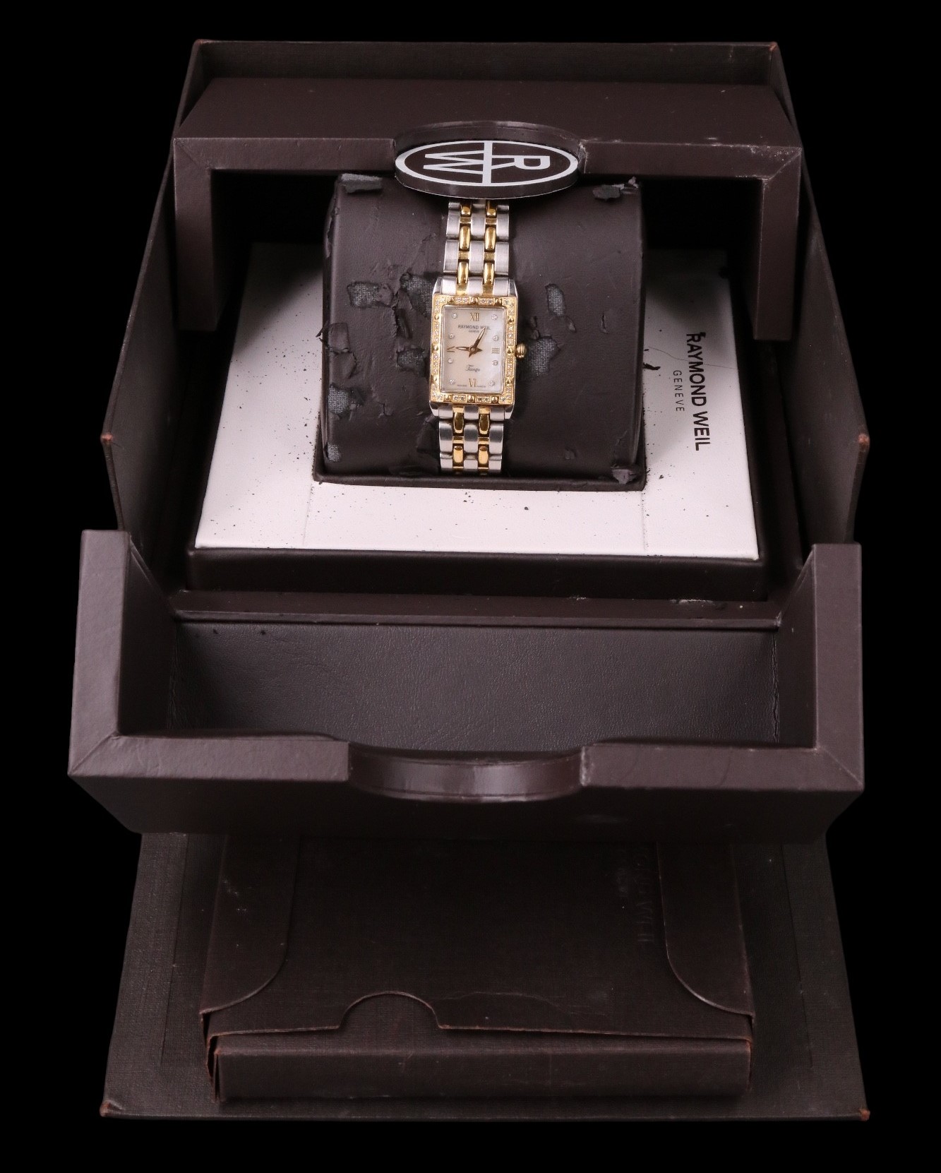 A contemporary Raymond Weil Tango lady's wristwatch having a quartz movement, rectangular mother- - Image 5 of 8