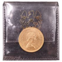 A 1980 gold sovereign coin