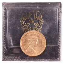 A 1978 gold sovereign coin