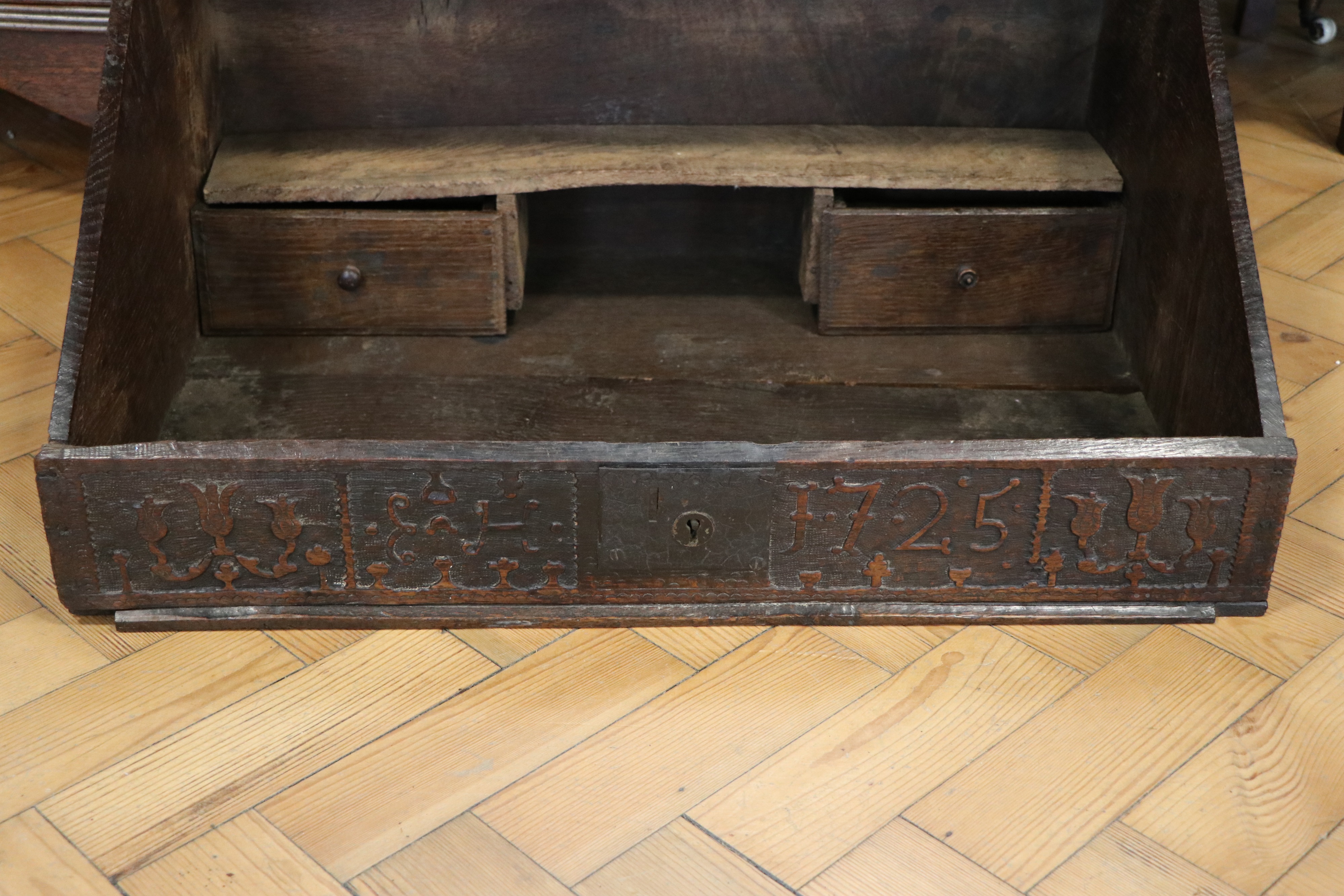 A George I Westmorland carved oak desk box, dated 1725, 66 cm x 47 cm x 30 cm - Image 4 of 4