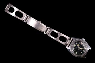 A Kienzle Sport stainless steel wristwatch, having a crown-wound 17 jewel movement, luminous arrow