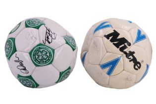 [ Autograph ] A signed Celtic FC football together with a Raith Rovers signed ball