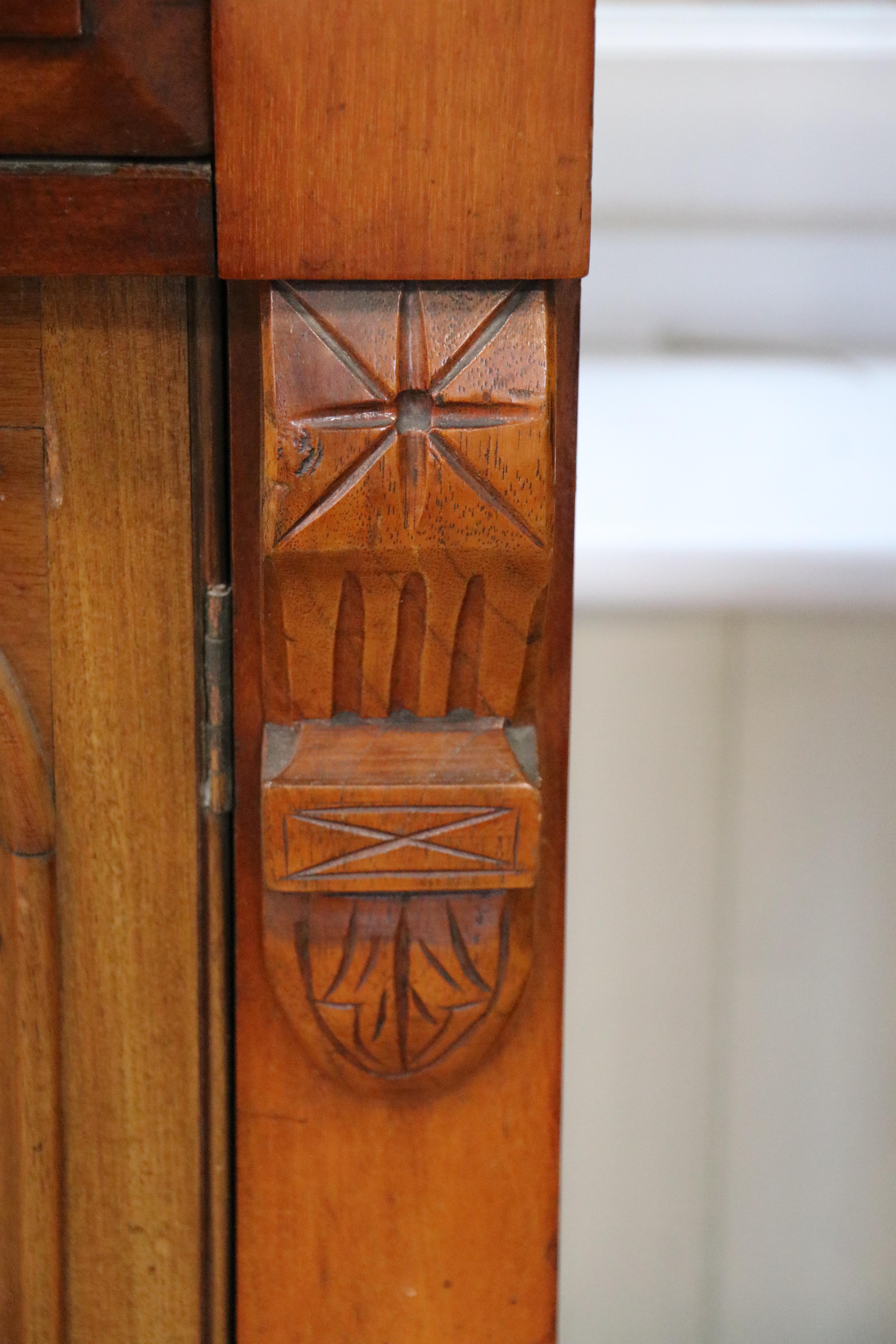 A Victorian walnut sideboard, 118 cm x 53 cm x 97 cm - Image 7 of 7