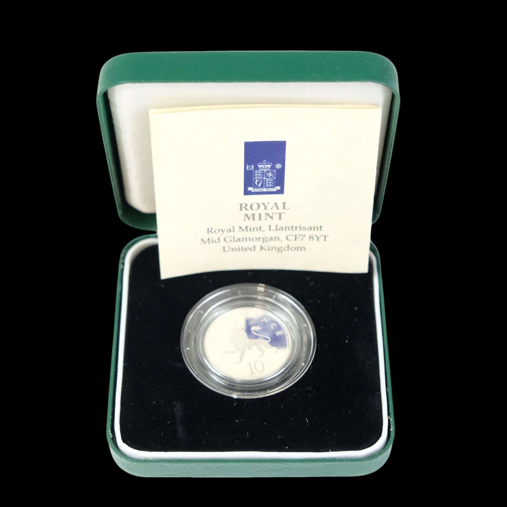 A cased Royal Mint 1990 Silver Proof Five Pence Two-Coin Set, together with 1990 five pence and a - Image 5 of 8