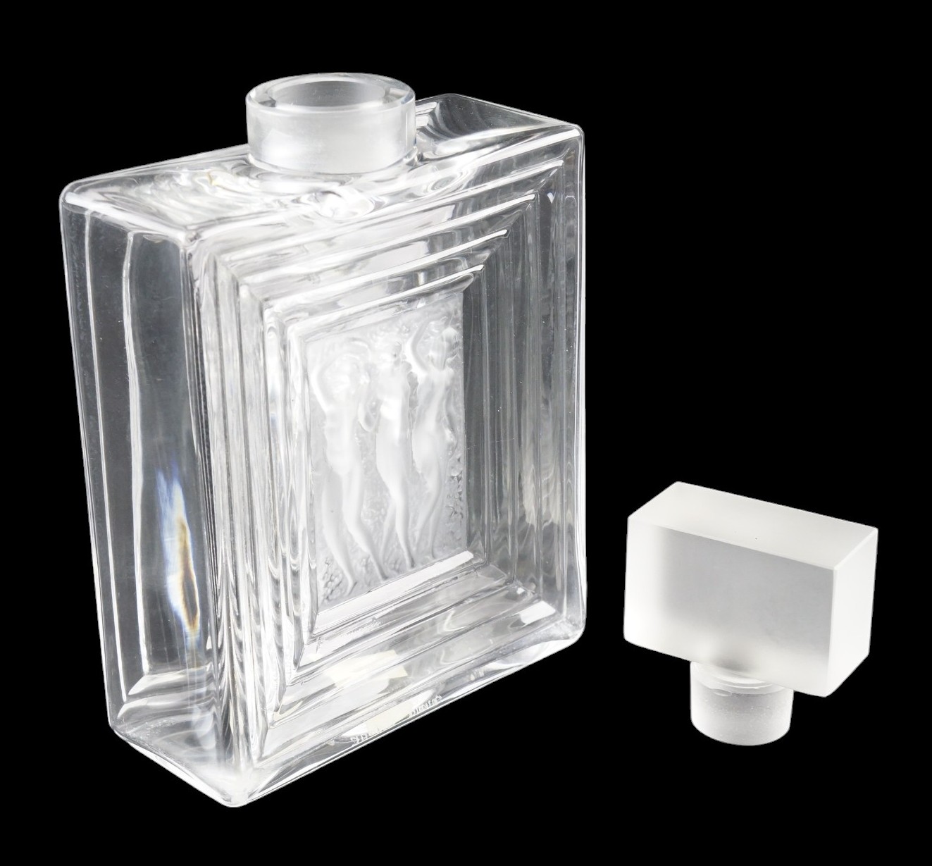 A Lalique Art Deco Duncan No 2 glass perfume bottle, of rectangular form and centred by a frosted - Image 4 of 6