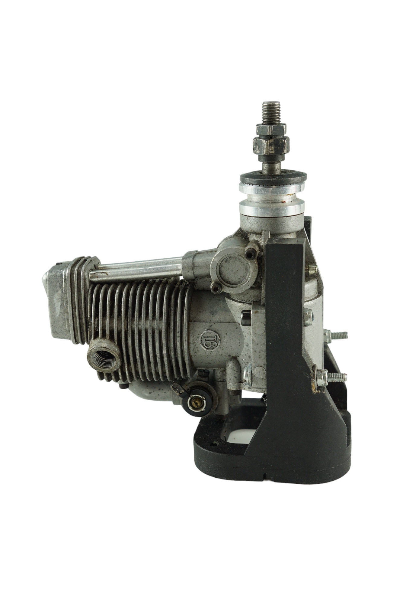 A Super Custom (SC) 91 four-stroke nitro engine, 15 x 13 x 6.5 cm - Image 2 of 6