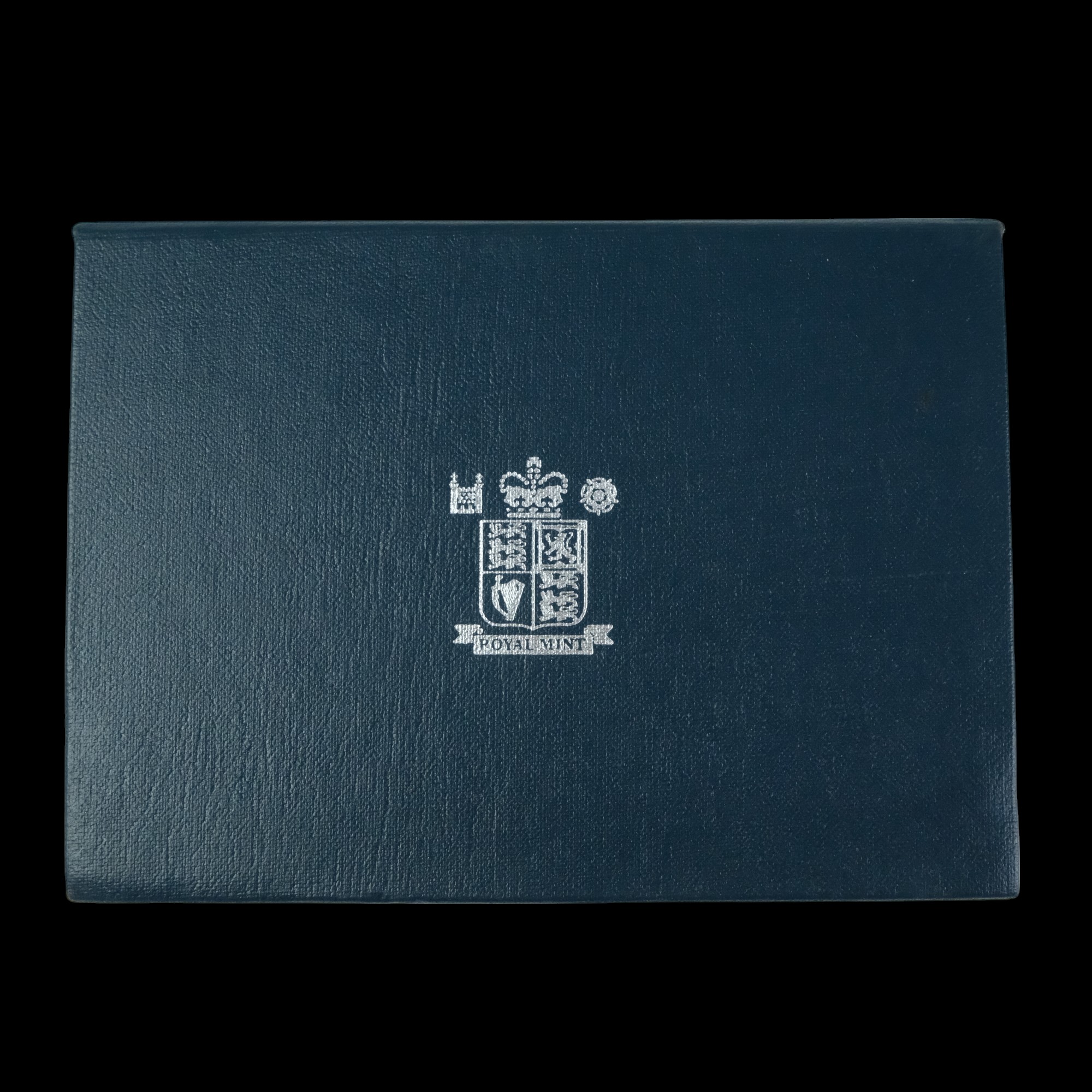 A collection of Royal Mint proof year coin sets, 1985-2004, (lacking four years) - Image 15 of 35