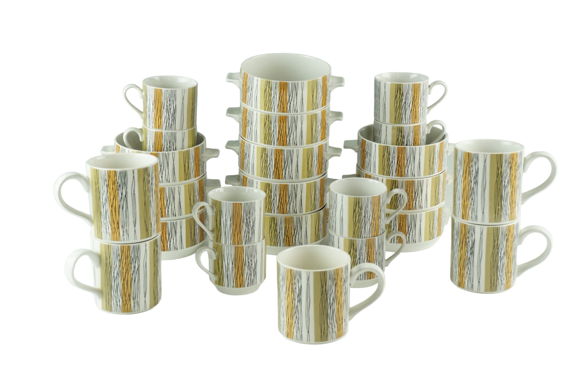 A very large quantity of Midwinter tea and dinnerware, approximately two hundred and twenty four - Image 4 of 7