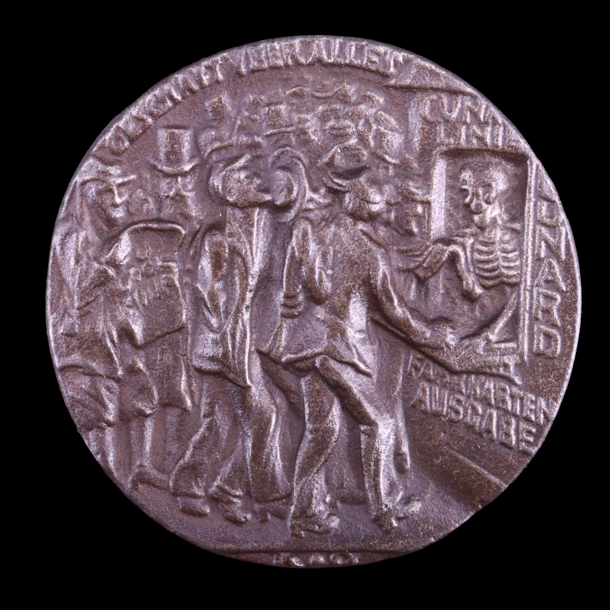 A reproduction Great War Lusitania medal - Image 2 of 3