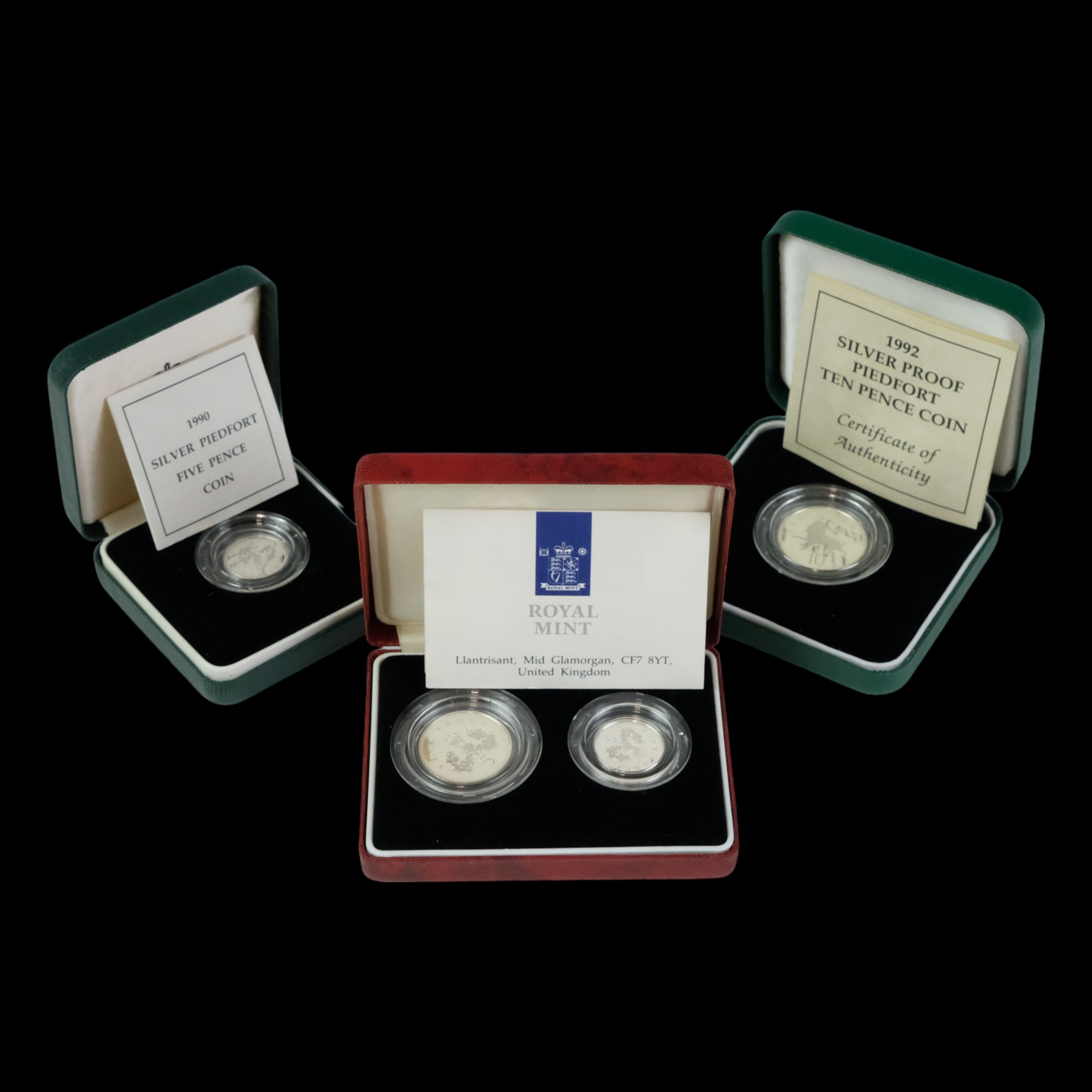 A cased Royal Mint 1990 Silver Proof Five Pence Two-Coin Set, together with 1990 five pence and a - Image 2 of 8