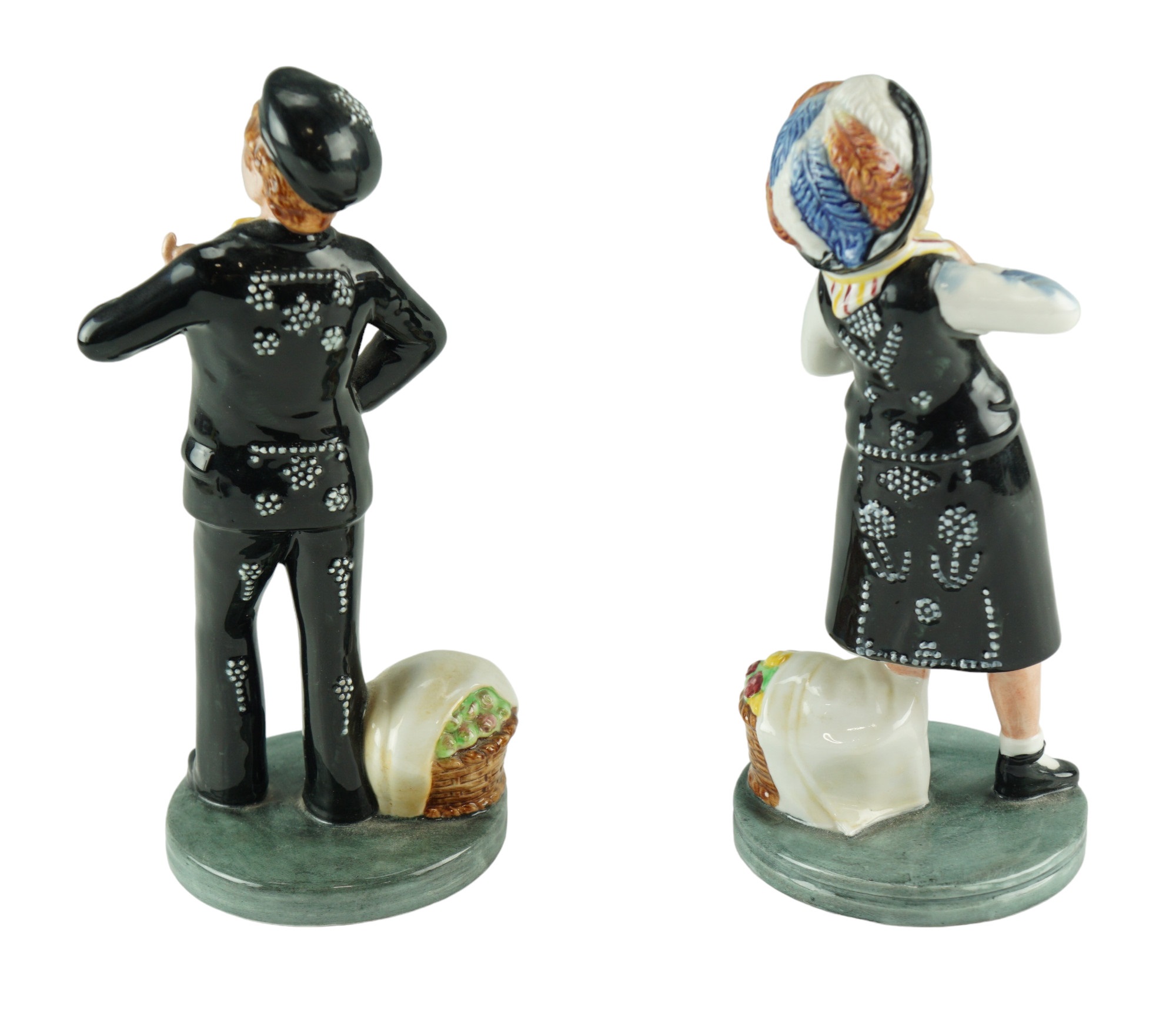 Two Royal Doulton figurines: Pearly Boy and Pearly Girl, 20 cm - Image 7 of 9