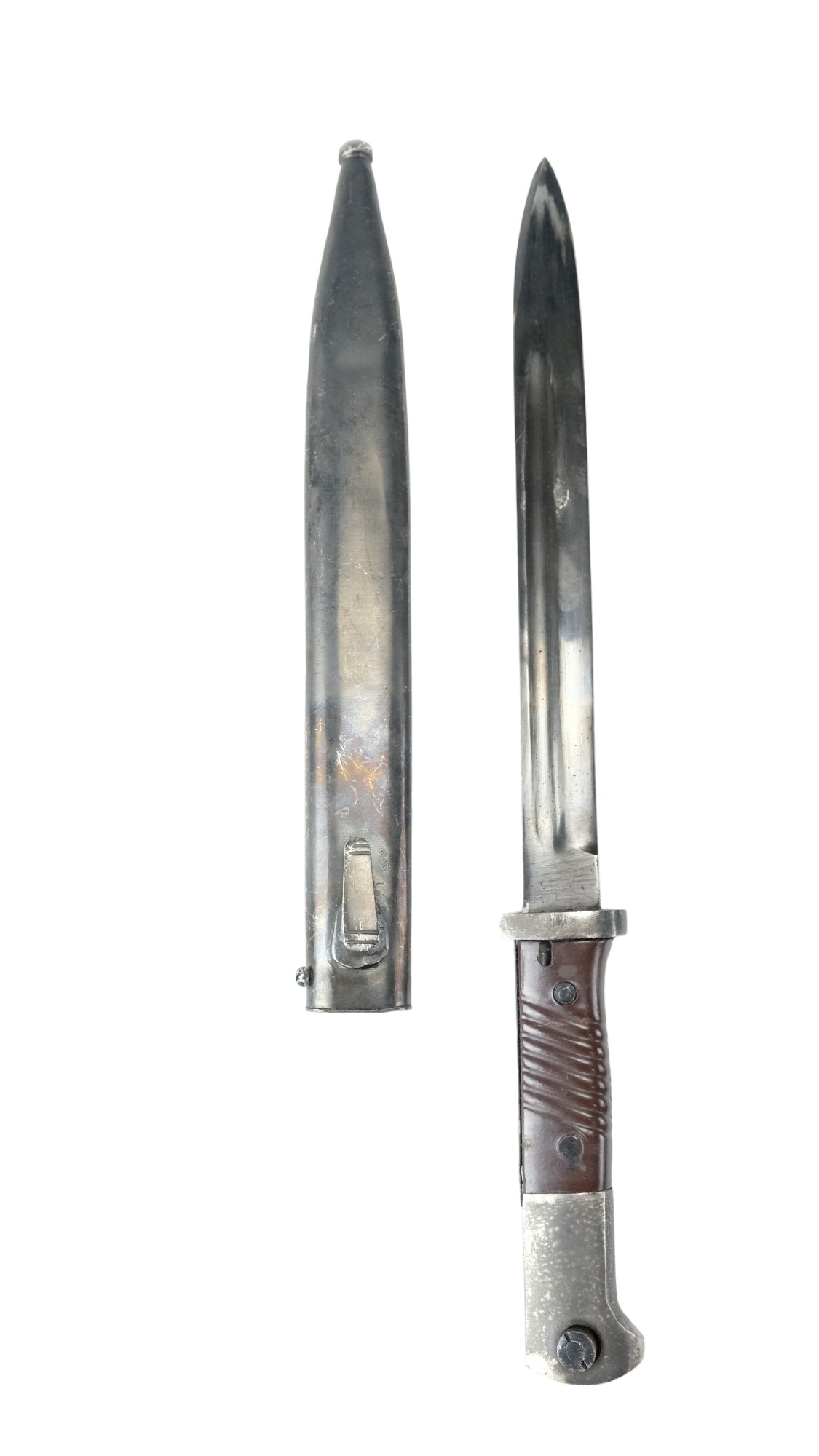 A Luftwaffe officer's sword and dagger together with a German K98 bayonet, (not period) - Image 4 of 8