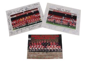 [ Autograph ] Two Arsenal Football Club signed team photographs from the 1994-1995 and 1996-1997