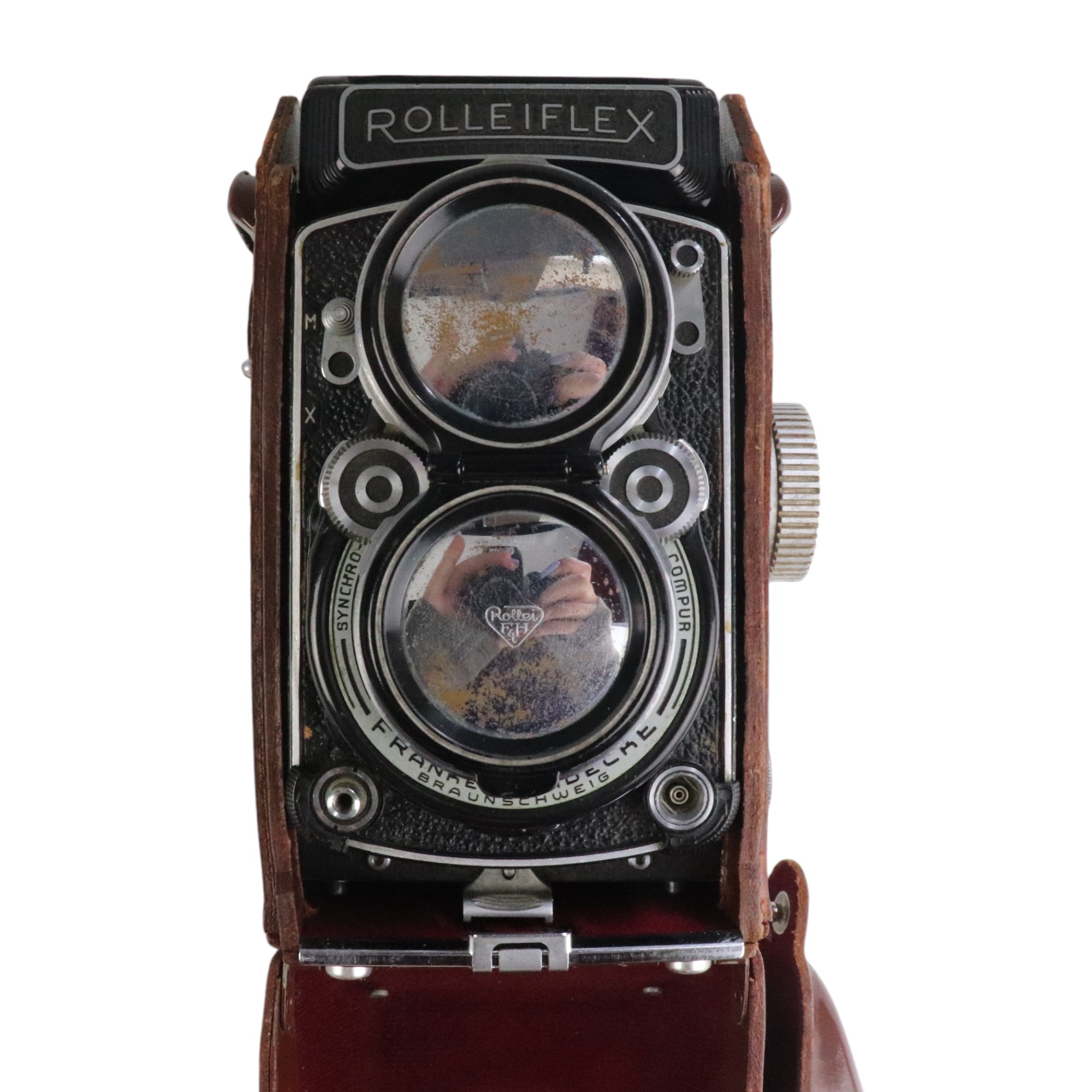 A Franke and Heidecke Rollieflex 3.5 dual-lens camera, having Schneider of Kreuznack Xenotar 1:2.8/