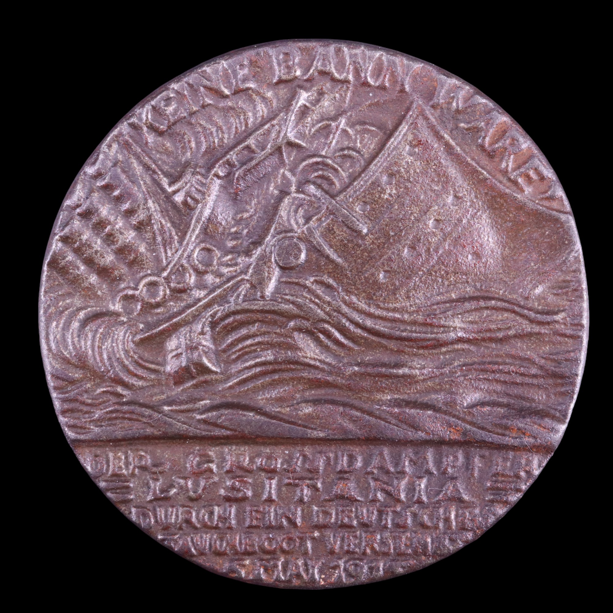 A reproduction Great War Lusitania medal - Image 3 of 3