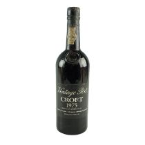 A bottle of Croft 1975 vintage Port wine, 1330 g