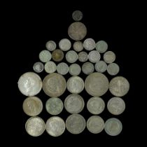 A group of pre-1947 GB silver coins together with a small group of pre-1920 silver coins, former 267