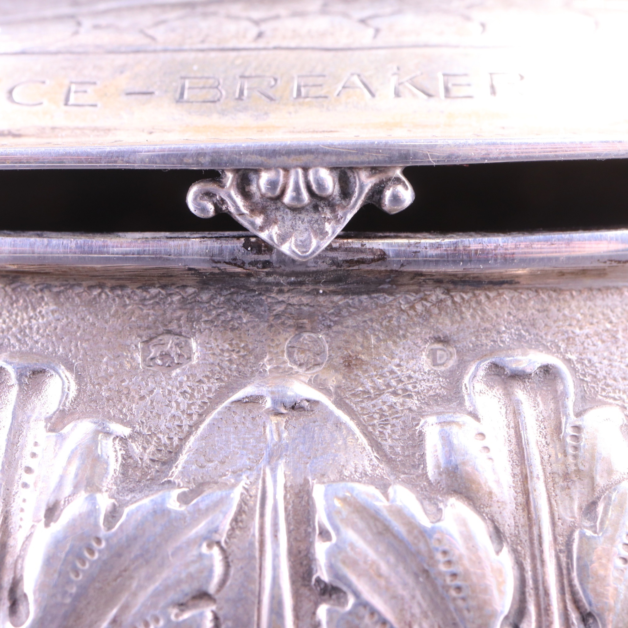A Dutch white-metal tobacco or similar box, of oval bombe form, the hinged lid relief decorated in - Image 7 of 8