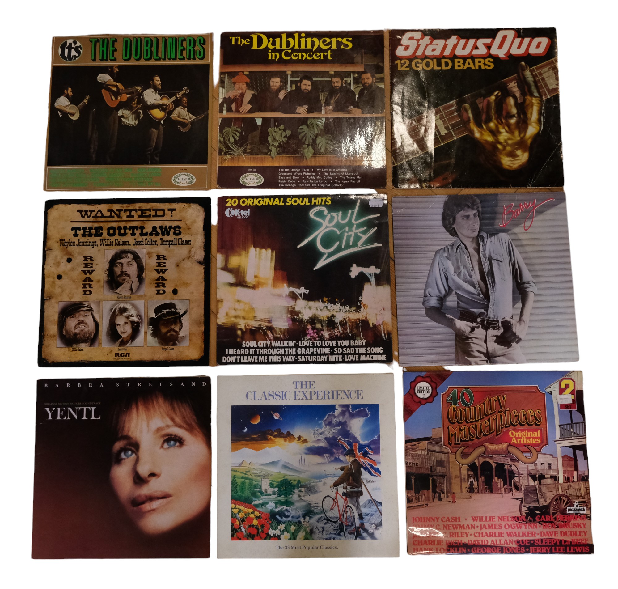 A quantity of vinyl record albums and singles including Madonna, Fleetwood Mac, Status Quo, etc - Image 2 of 6