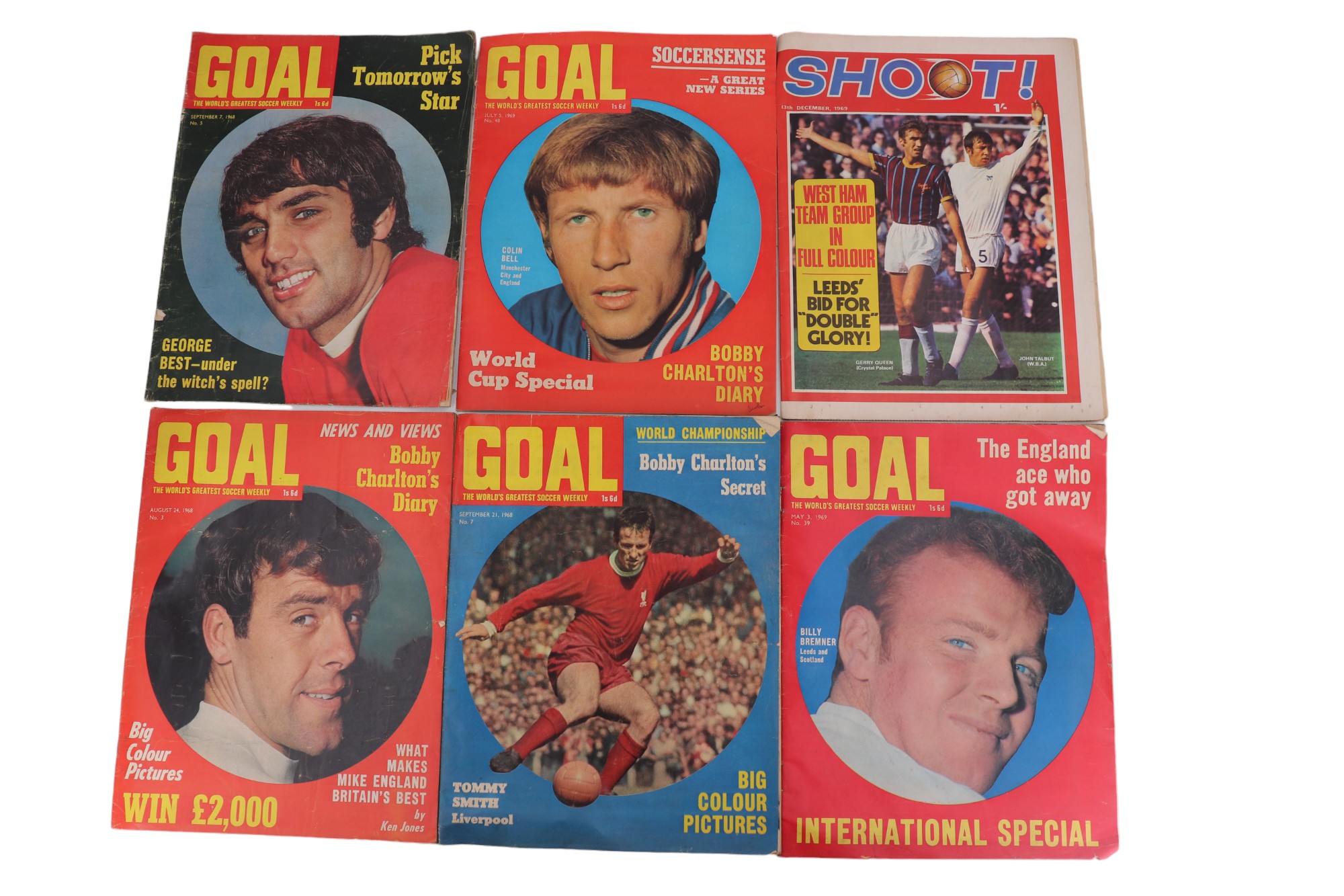 A quantity of 1960s Goal and Shoot weekly football magazines, etc - Image 13 of 18