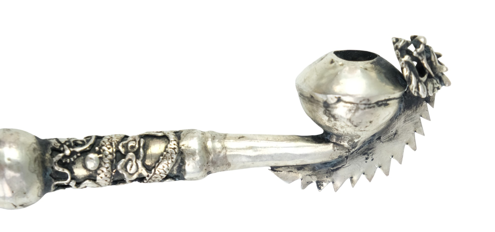 A Chinese silver opium or similar dragon pipe, 17 cm - Image 2 of 3