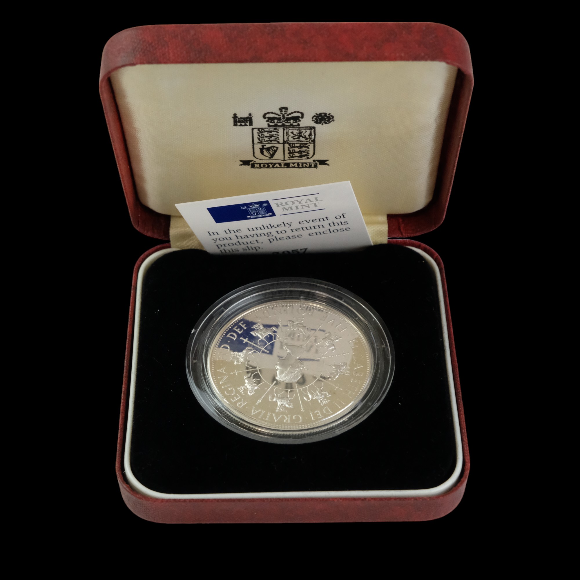 A group of silver proof royal commemorative coins including a 1996 70th Birthday crown, 1981 royal - Image 23 of 34