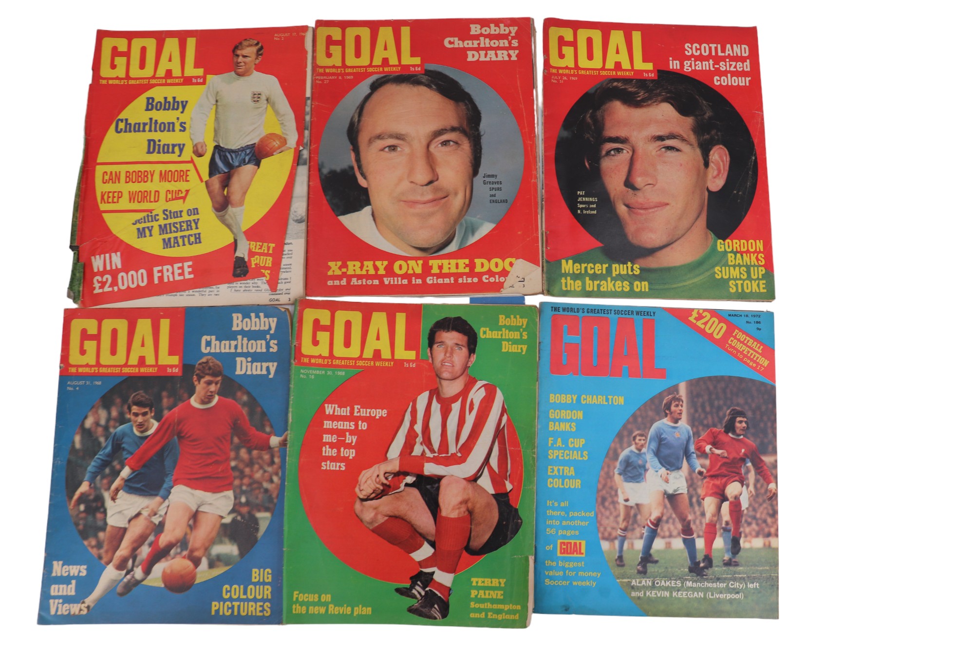 A quantity of 1960s Goal and Shoot weekly football magazines, etc - Image 14 of 18