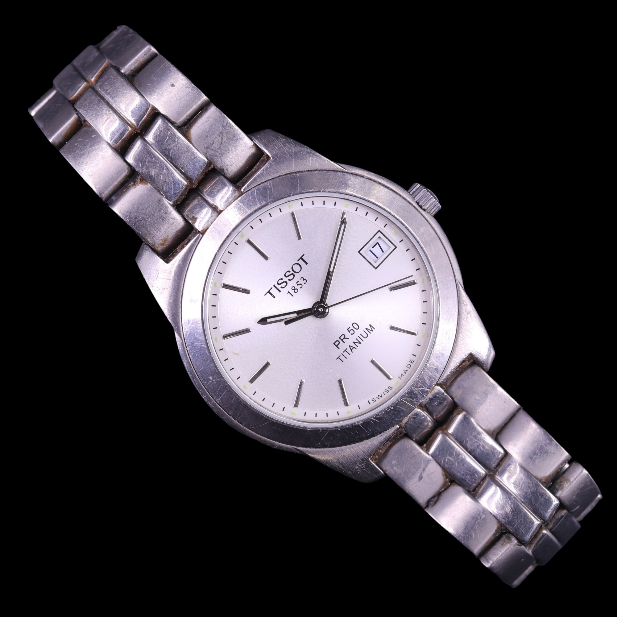 A Tissot PR 50 Titanium wristwatch, having a Swiss ETA three-jewel quartz movement, radially brushed - Image 2 of 5