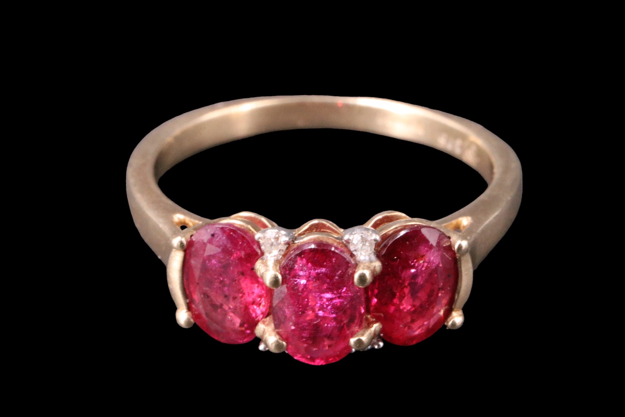 A three-stone natural ruby ring, comprising three oval cut stones each of approx 0.6 ct, bar-and - Image 2 of 9