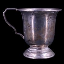 A 1930s silver Christening cup, A L Davenport Ltd, Birmingham, 1934, 8 cm, 66 g
