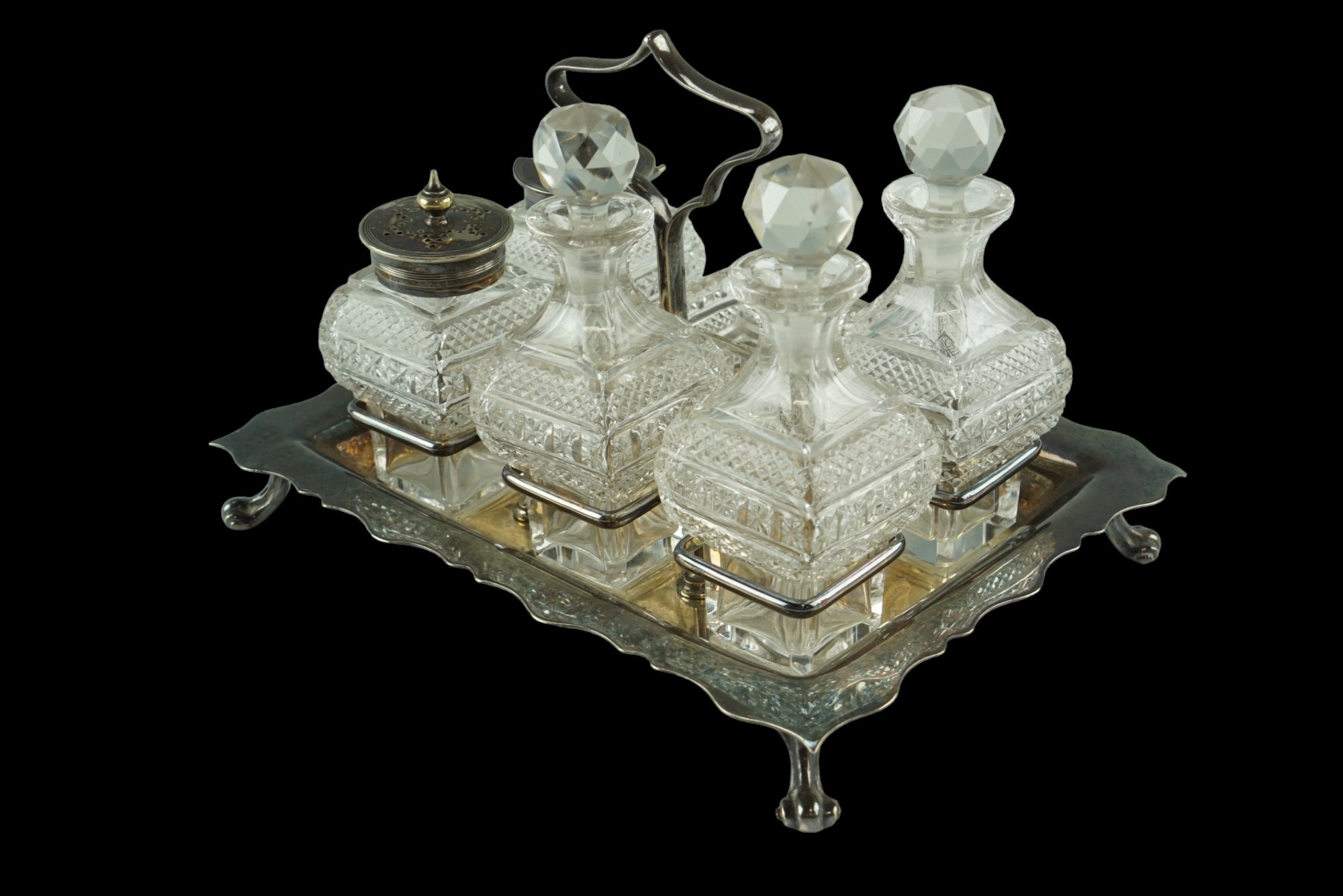 An early 20th Century electroplate condiment set - Image 2 of 4