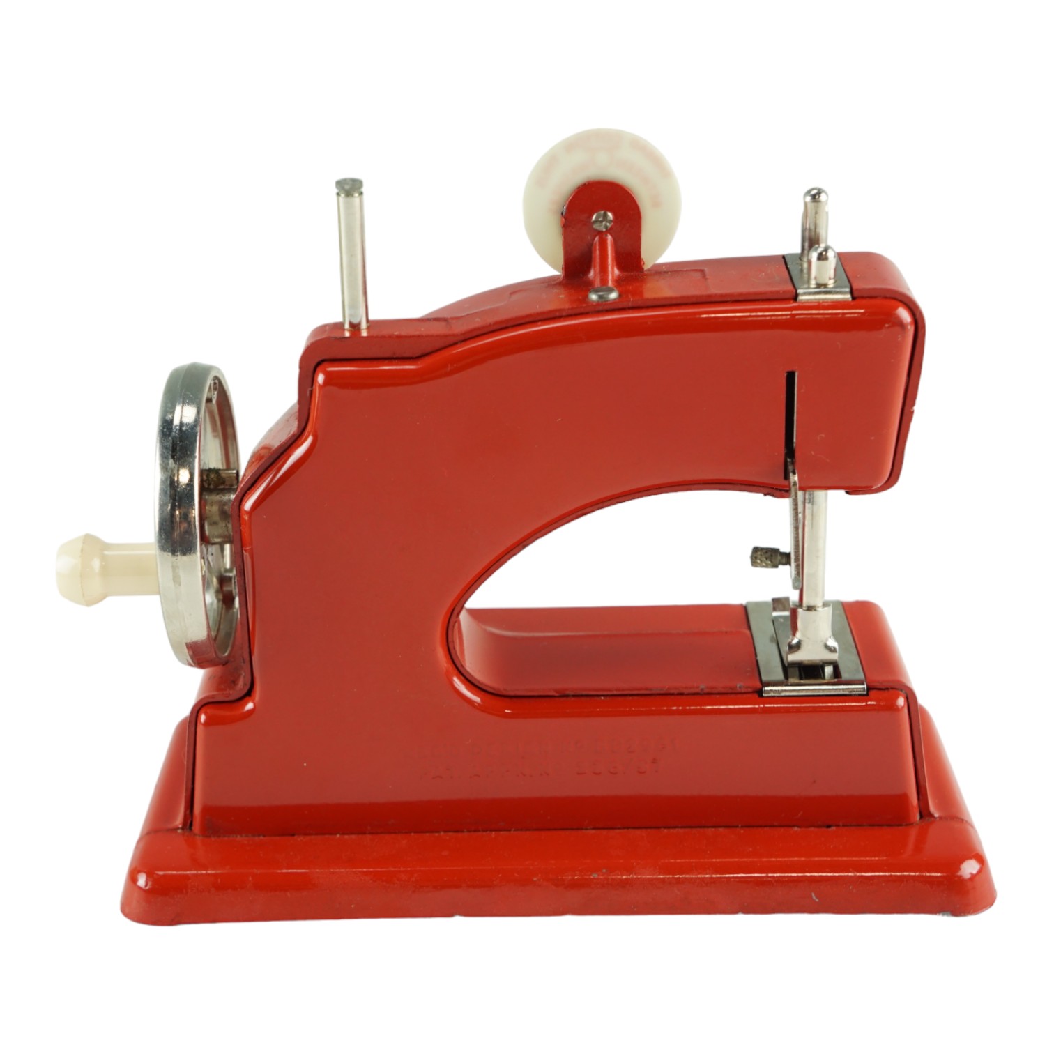 A boxed 1950s / 1960s Vulcan Minor children's sewing machine - Image 2 of 4