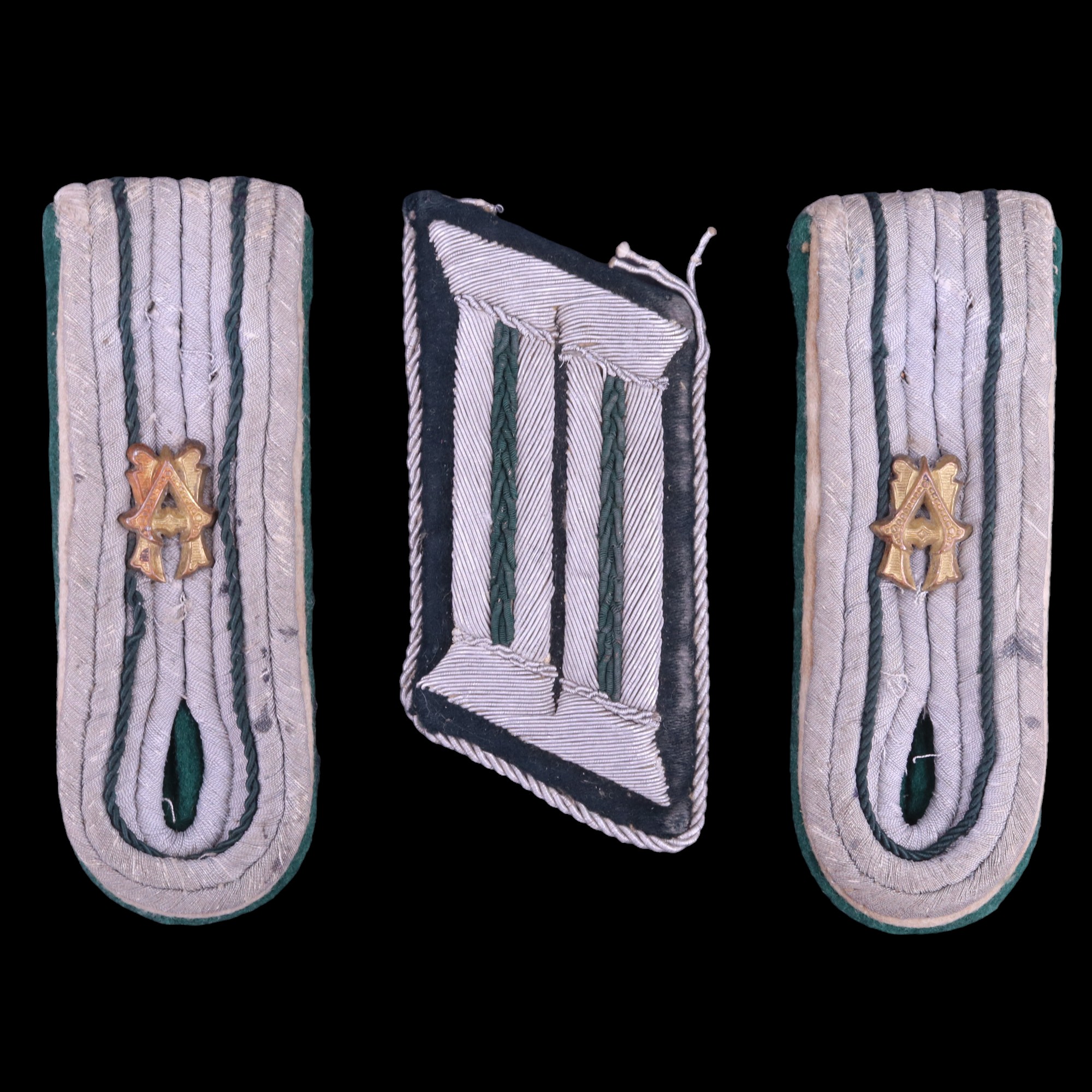 A pair of German Third Reich army Wehrmachtbeamte / official's shoulder straps together with a