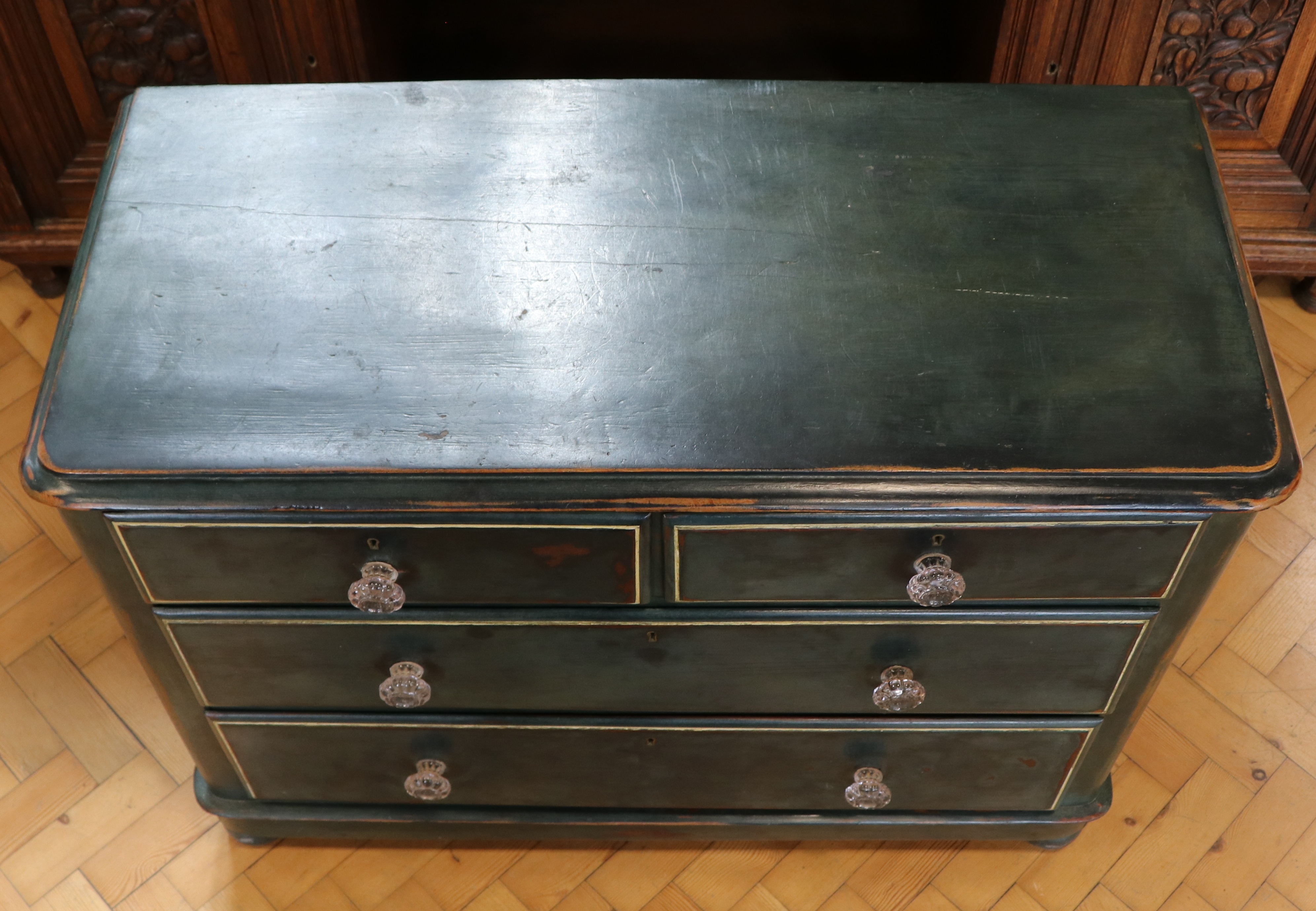 A Victorian painted-pine chest of drawers, having pressed glass lobed knob handles, 52 cm x 104 cm x - Image 2 of 4