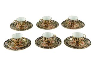 A Royal Crown Derby Imari tea set