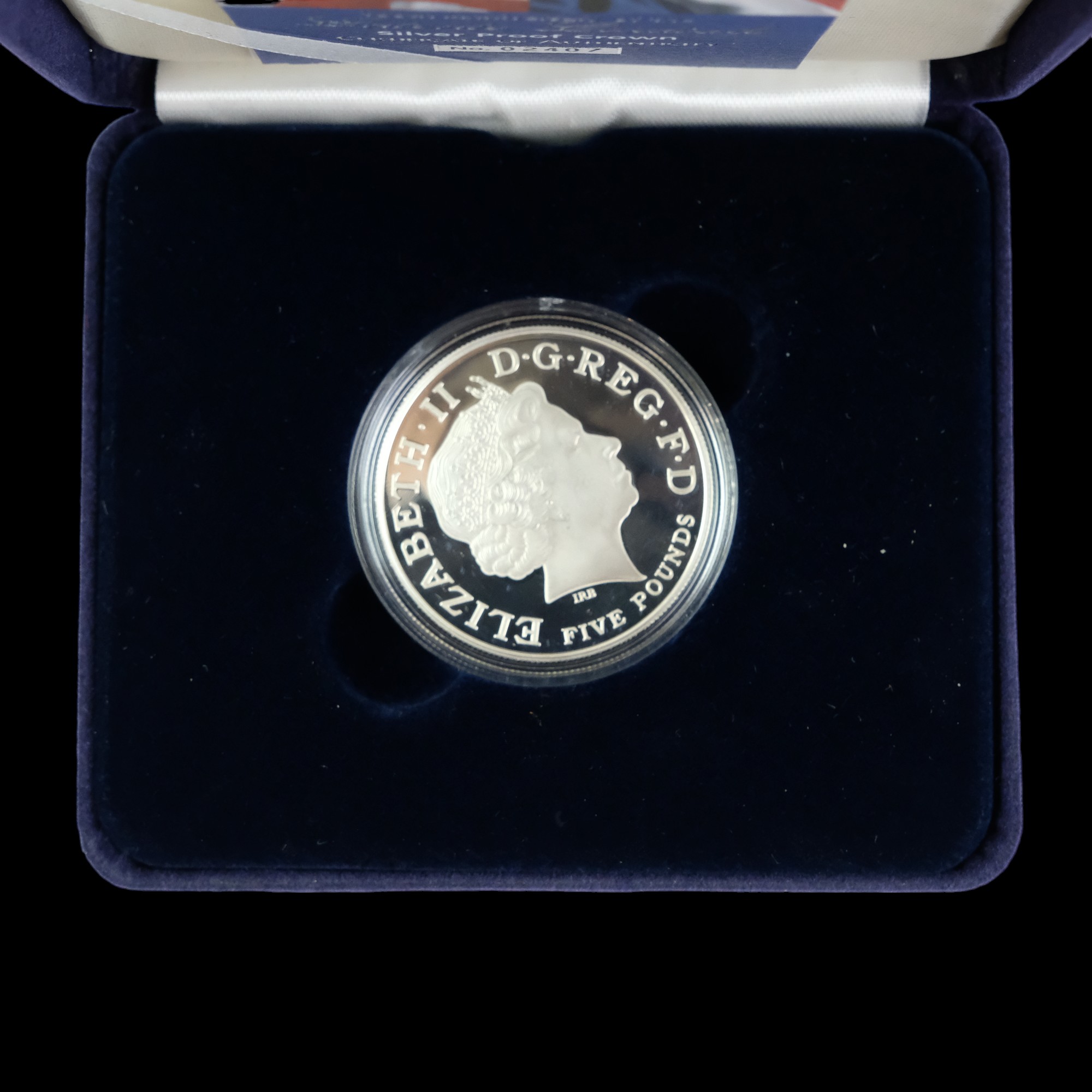 A cased Royal Mint silver proof crown commemorating the 100th anniversary of the Entente Cordiale - Image 3 of 4