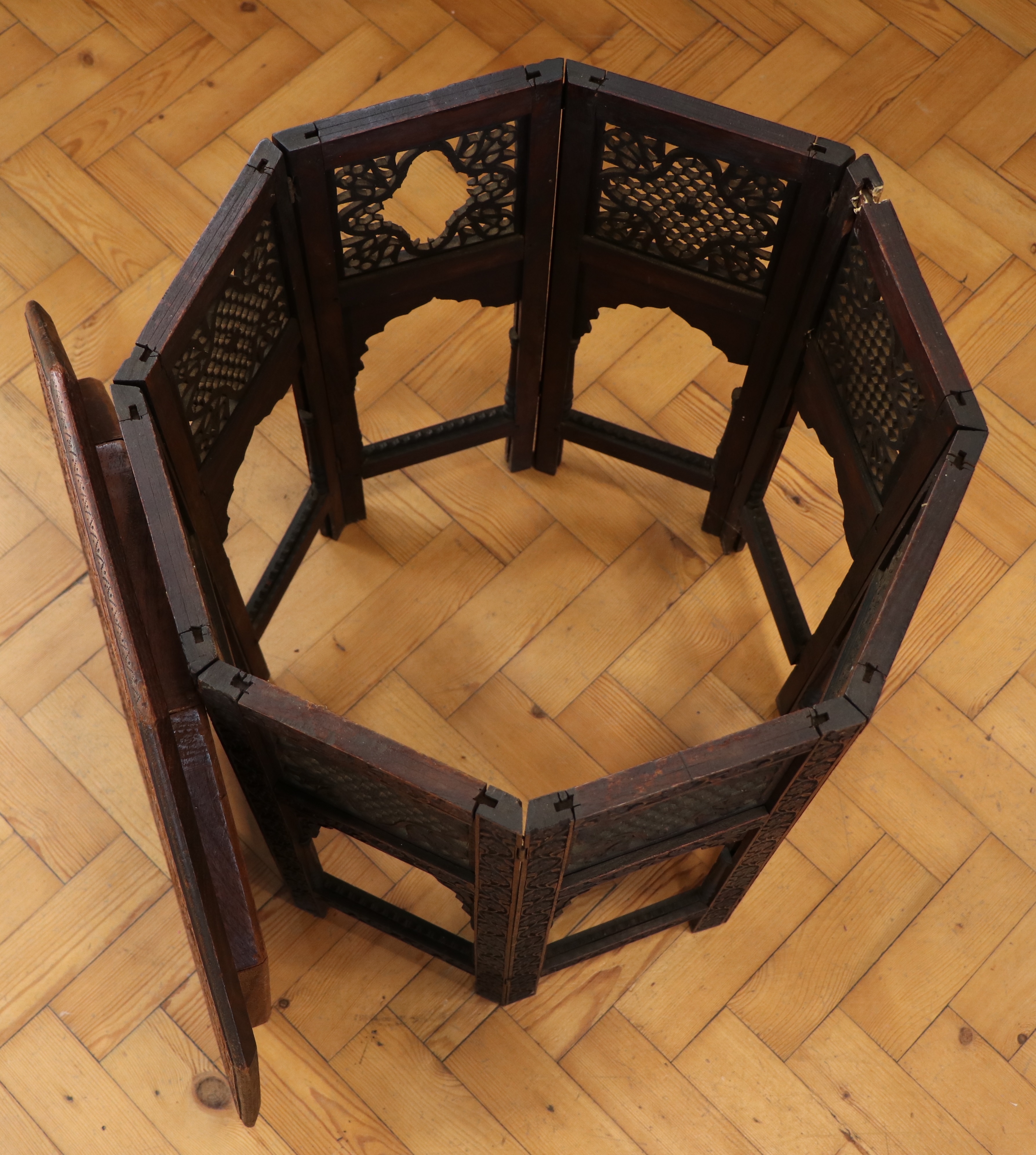 An early 20th Century Indian Hoshiarpur carved wooden folding table, 61 cm x 63 cm high - Image 6 of 7